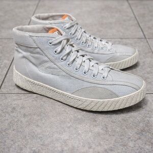 Tretorn Mid Top Sneakers Men’s US 8.5 White Textile Leather Casual Shoes